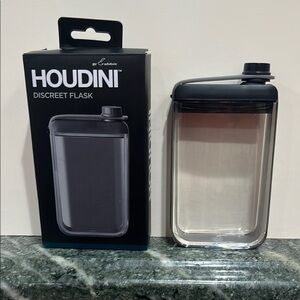 Houdini Discreet Flask by Rabbit